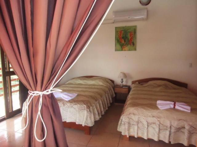 Hostal El Puerto Yurimaguas Esterno foto