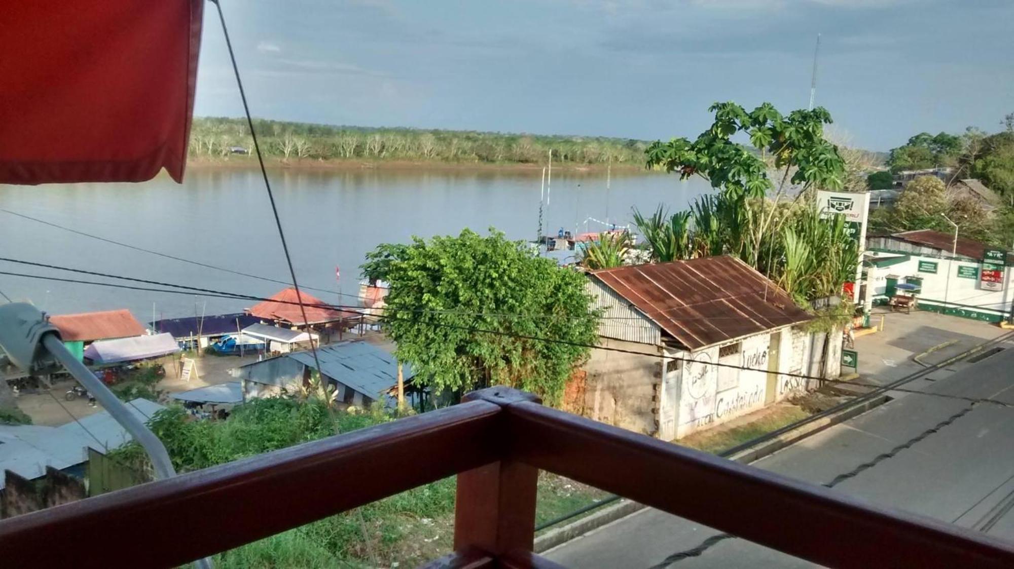 Hostal El Puerto Yurimaguas Esterno foto