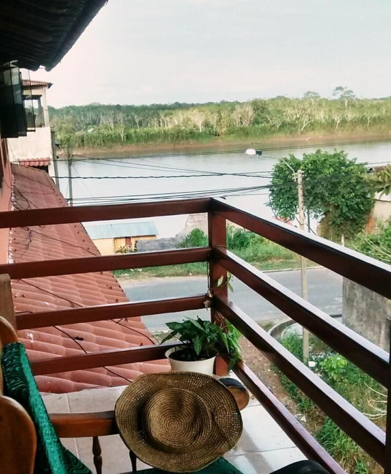 Hostal El Puerto Yurimaguas Esterno foto