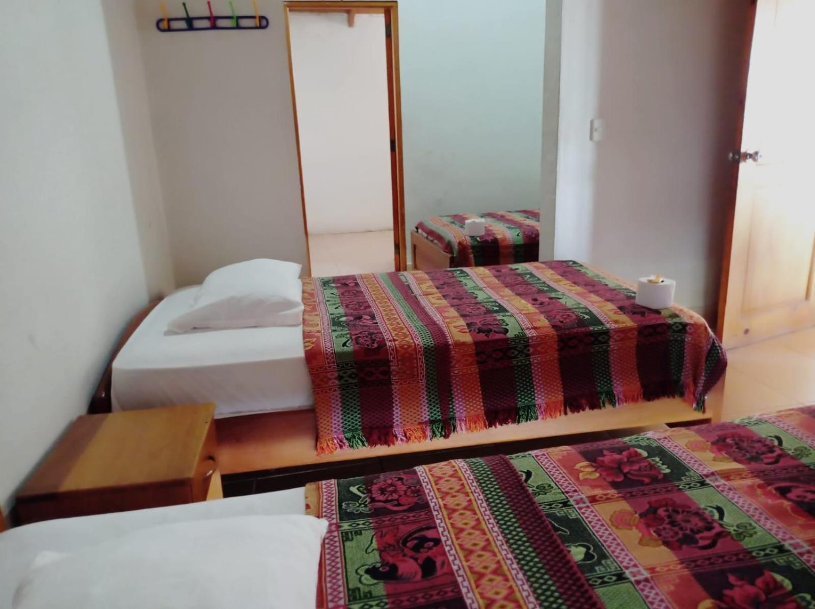 Hostal El Puerto Yurimaguas Esterno foto