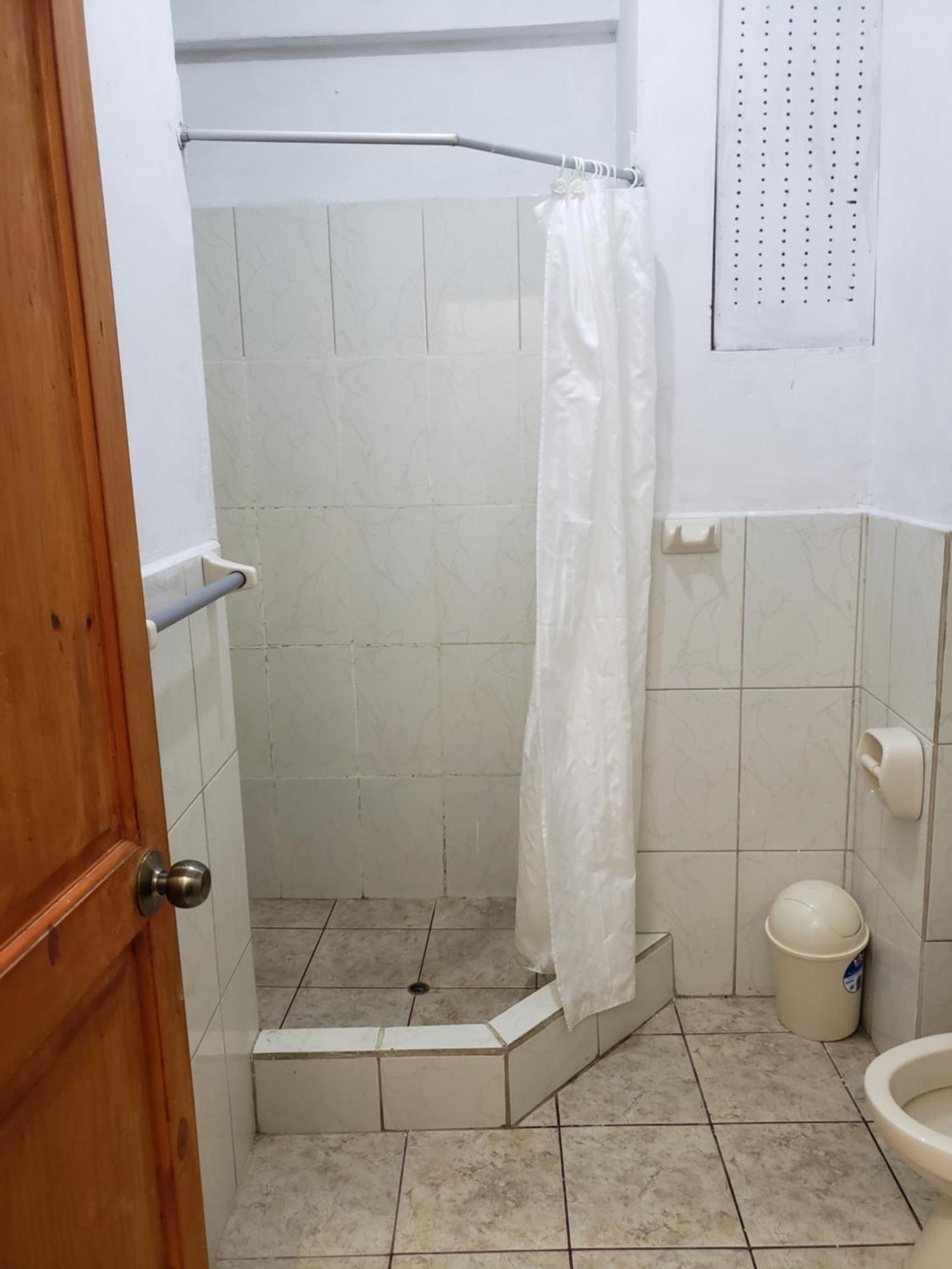 Hostal El Puerto Yurimaguas Esterno foto