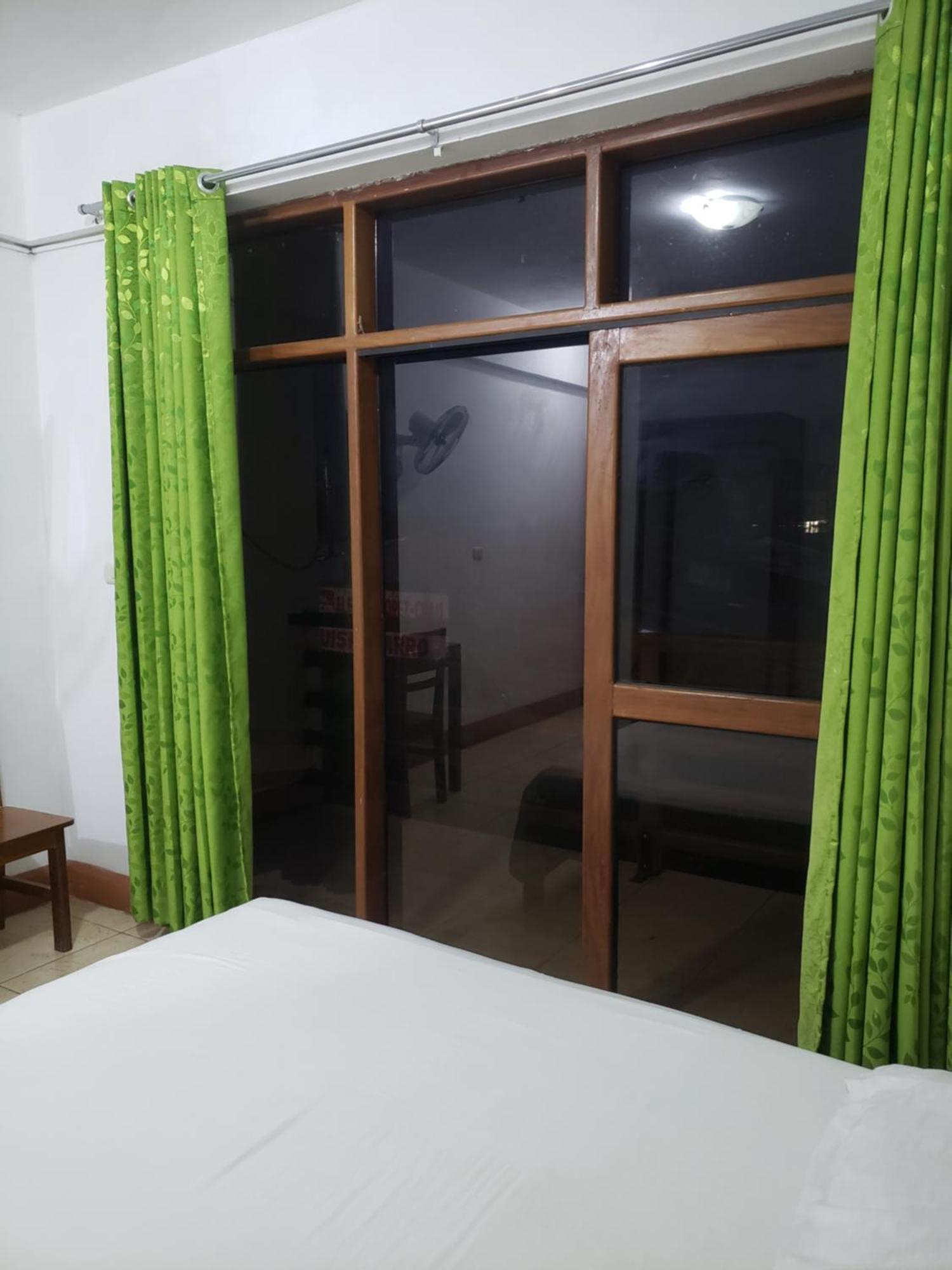 Hostal El Puerto Yurimaguas Esterno foto