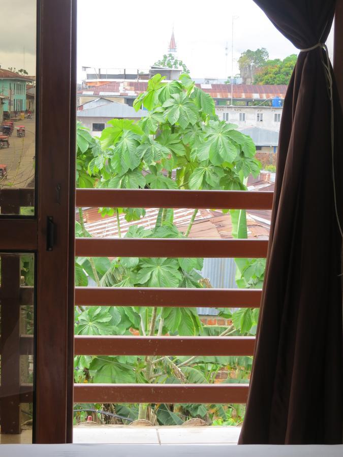 Hostal El Puerto Yurimaguas Esterno foto